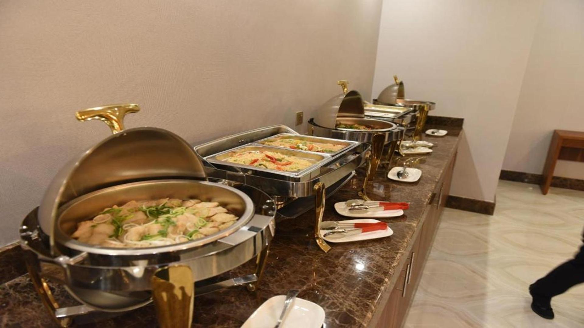 ג'דה Sunday Emerald Hotel מראה חיצוני תמונה